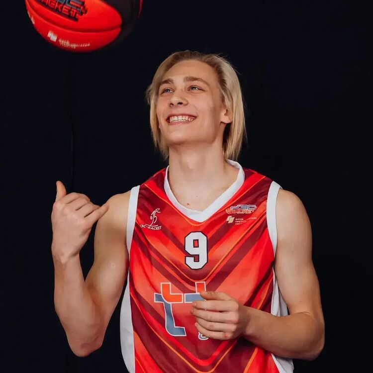 ���� 32221045 ����� ������, 21 ���, ���� ���������� � ��������