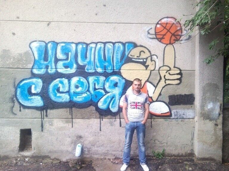 ,   Sergio, 40 ,   ,   , c 