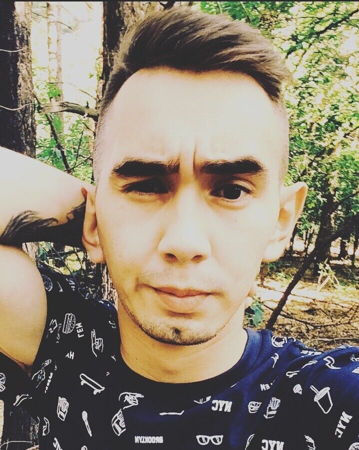  52571475  Ruslan, 32 ,    