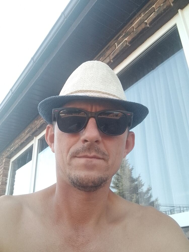  46711175  , 41 ,    