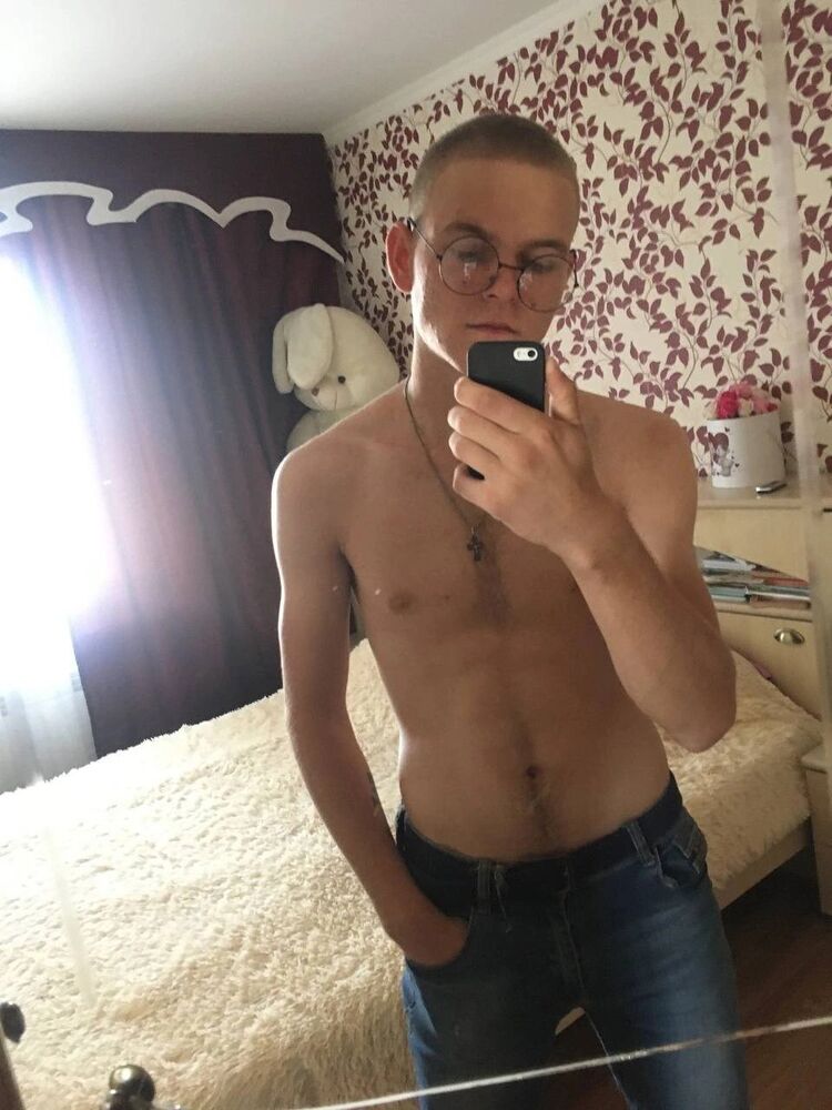  32868595  , 22 ,    