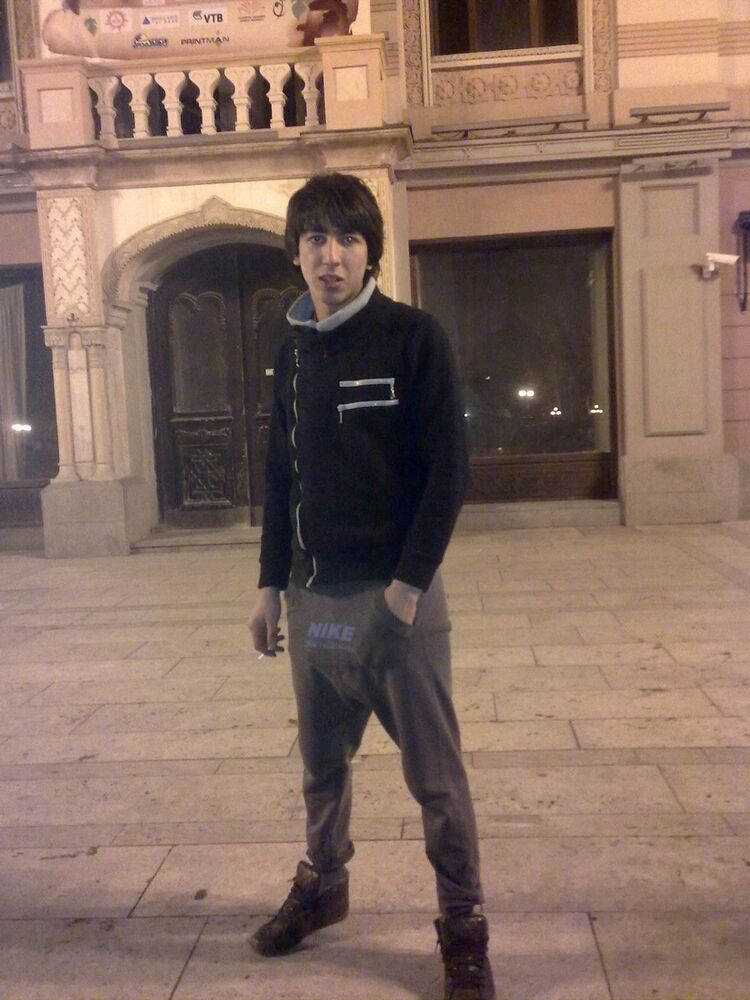  4742475  David, 32 ,    