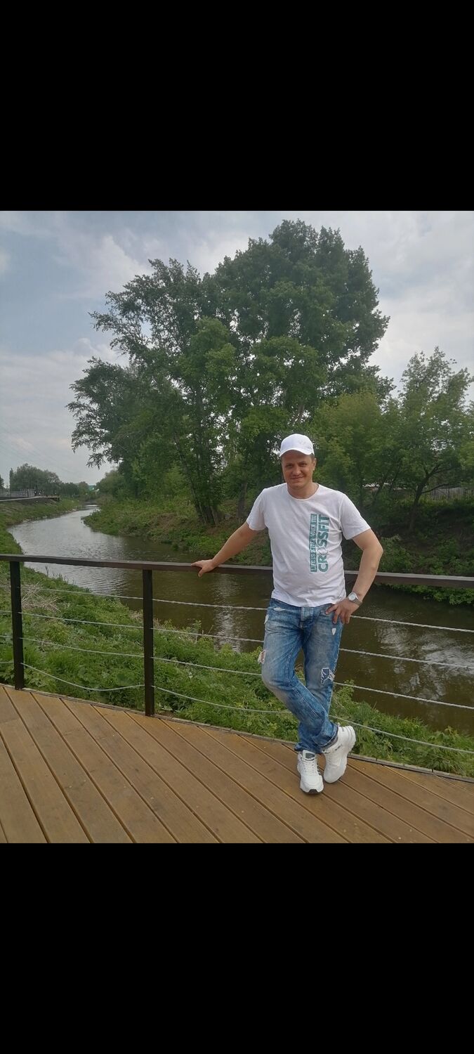  53173935  Boris, 47 ,    