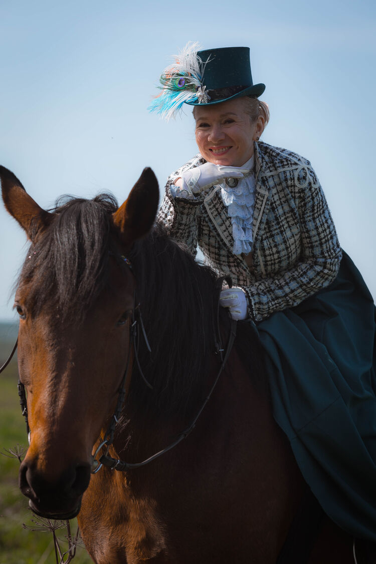  53341825  , 62 ,    -