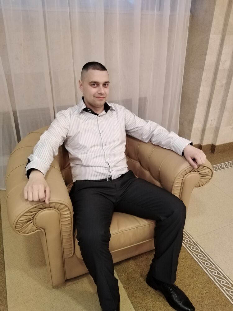  38165885  Sergey, 33 ,    