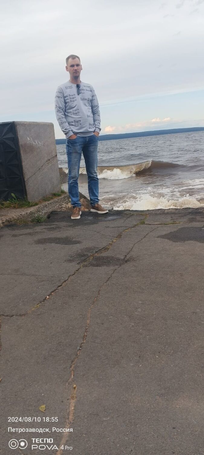  47436025  , 33 ,    