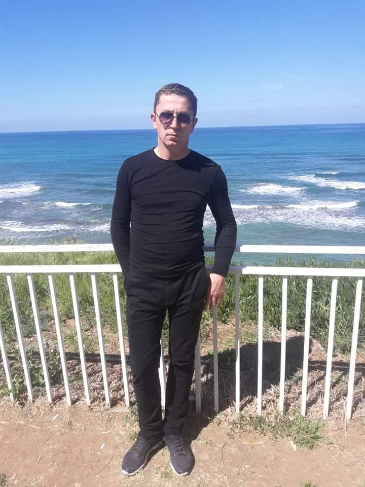  30464235  Tato, 47 ,    Aberdeen