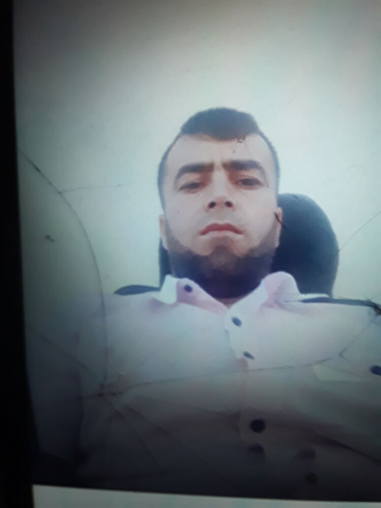  39027995  Akmal, 34 ,    