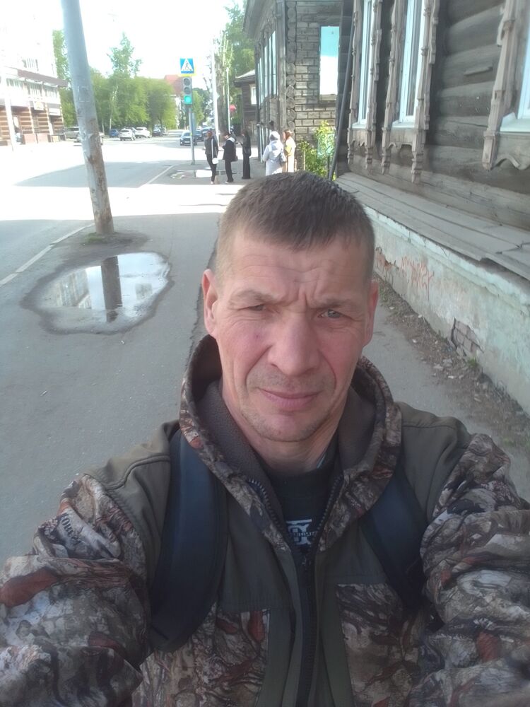  43818345  , 42 ,    