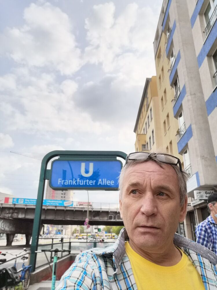  20895995  Nikolay, 61 ,    