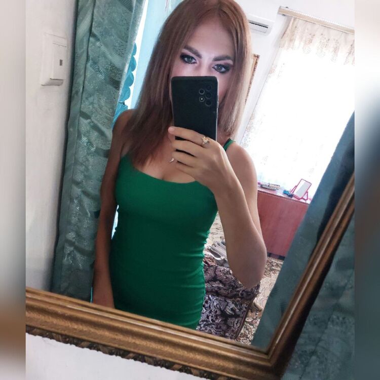  30979335  Lilya, 35 ,    