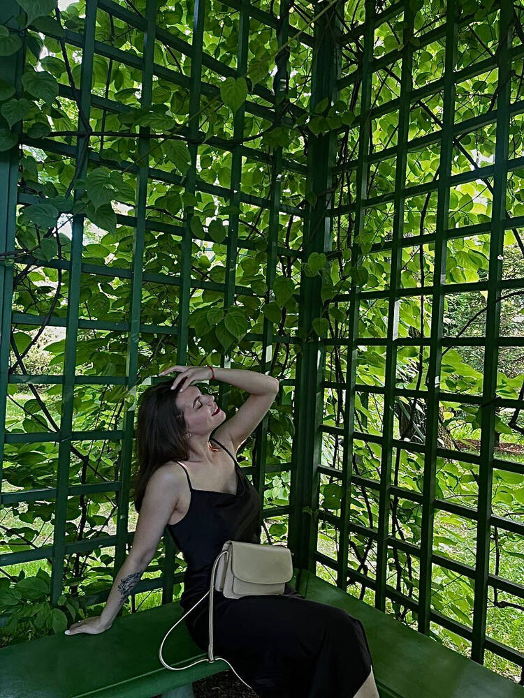  44047055  , 26 ,    -