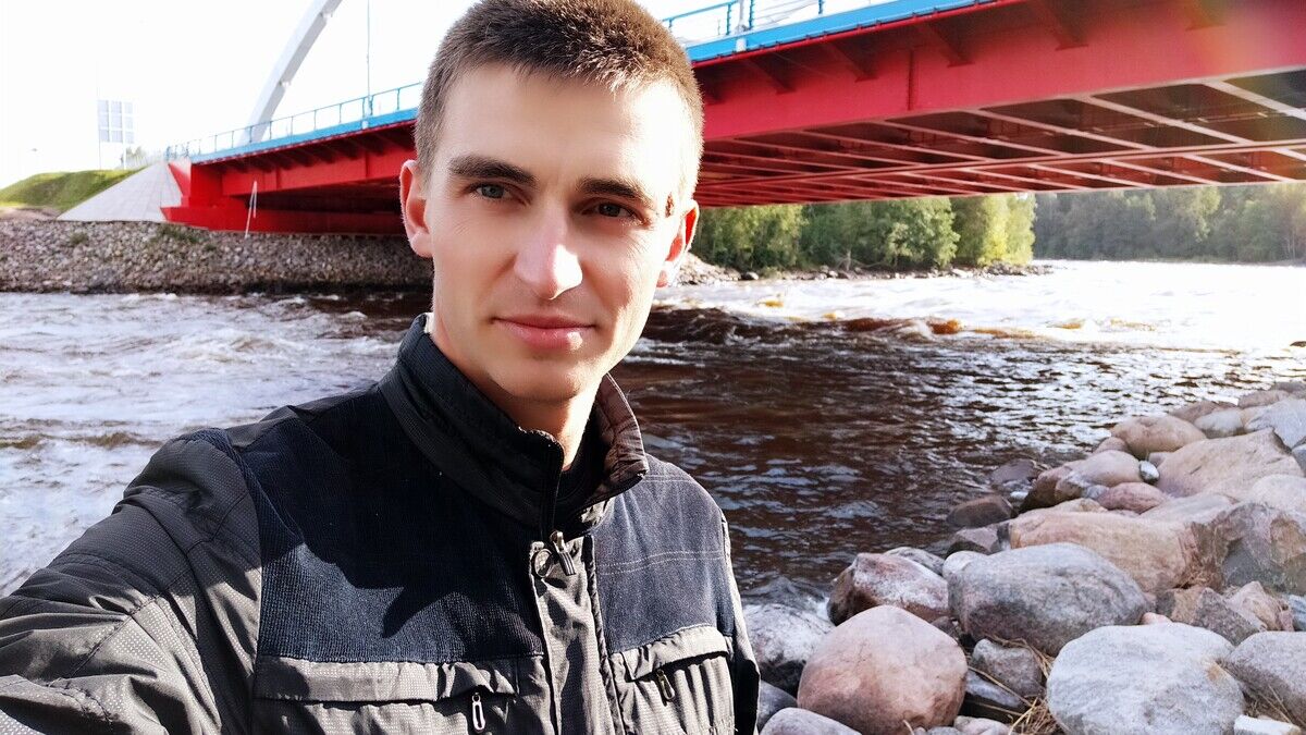  21111285  , 33 ,    -