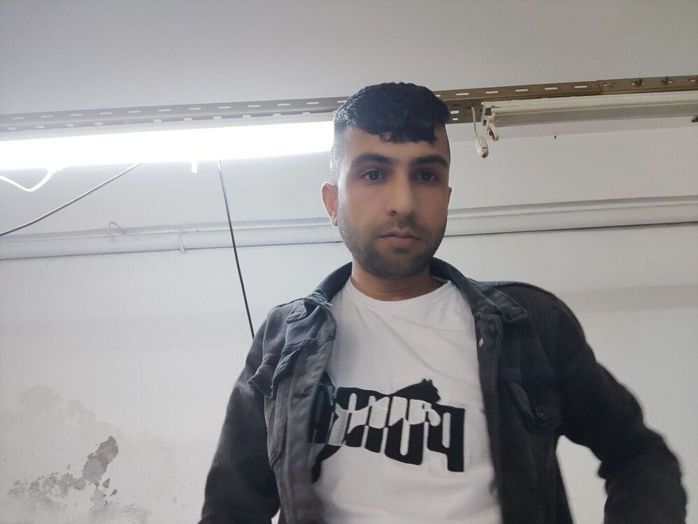  44452075  Jalal, 26 ,    