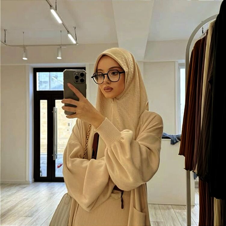  54204645  , 25 ,    --