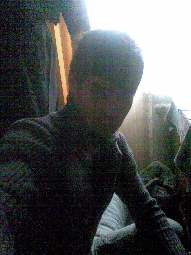  22255535  Iskandar, 34 ,    