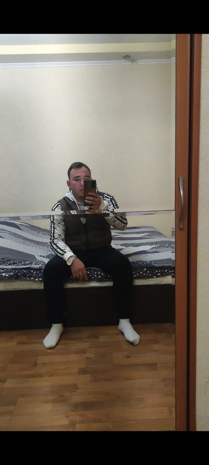  53841415  , 28 ,    --