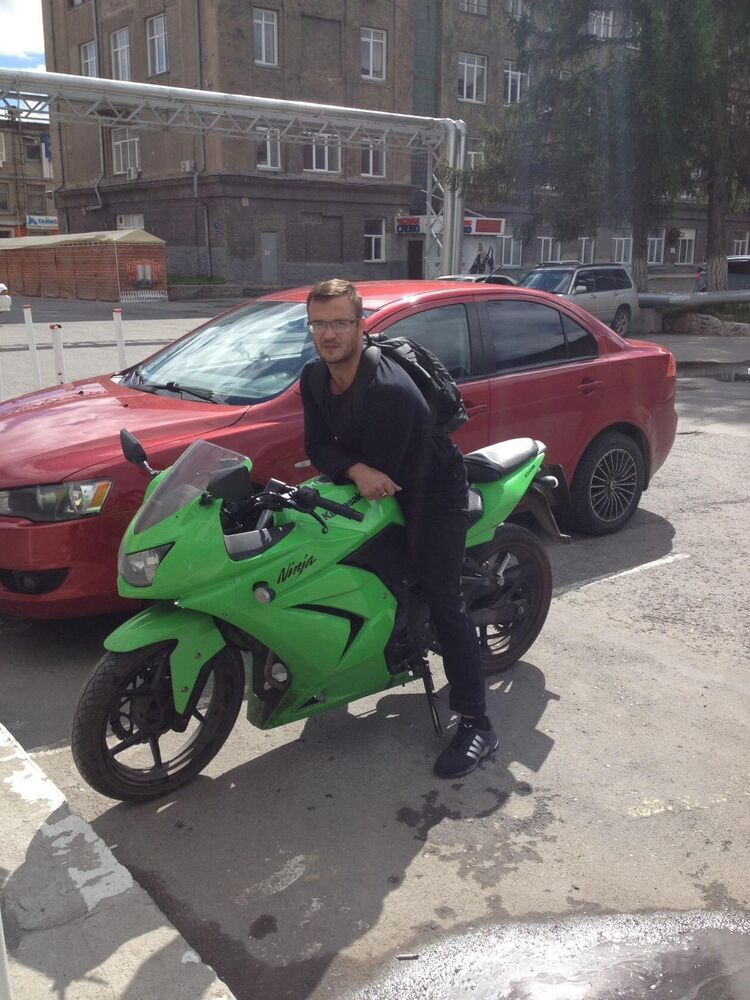  29738805  Sergey, 42 ,    