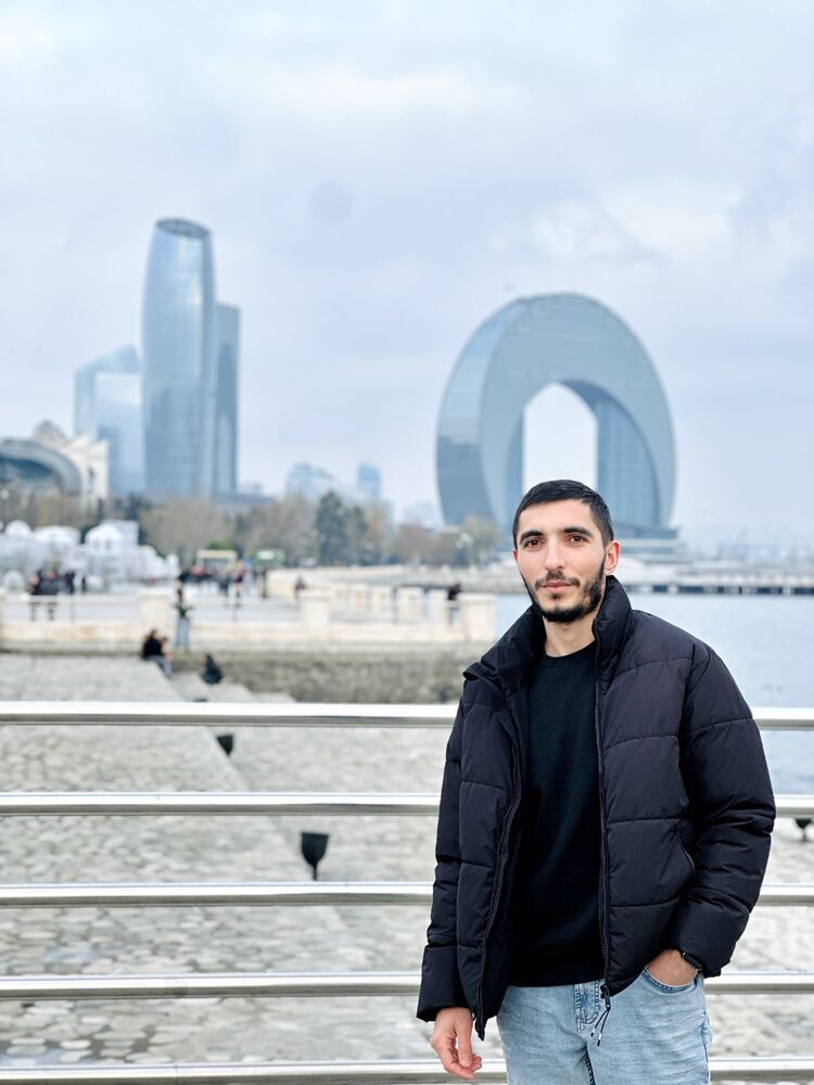  49398695  Rustam, 25 ,    Plzen
