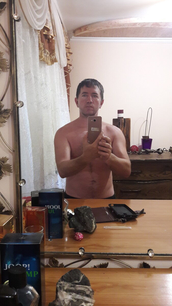  17739835  , 49 ,    