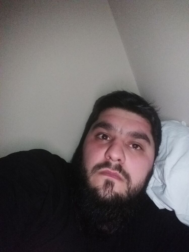 40690215  , 31 ,    