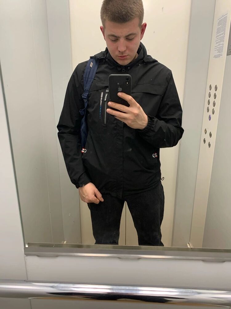  36451165  Artyom, 23 ,    