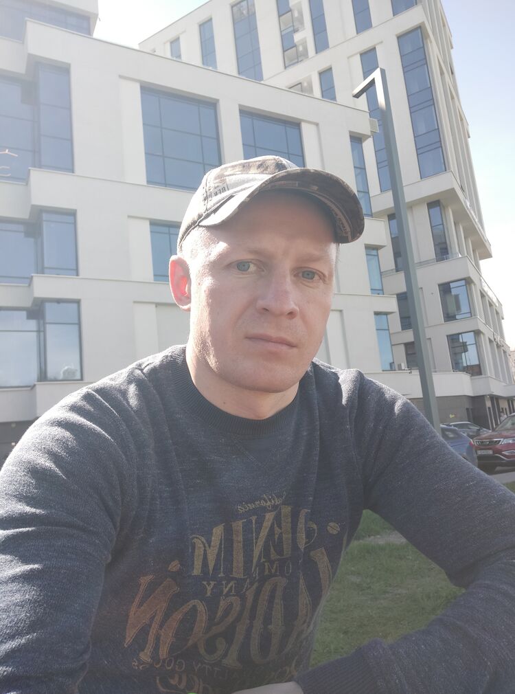  54523635  Oleg, 42 ,    