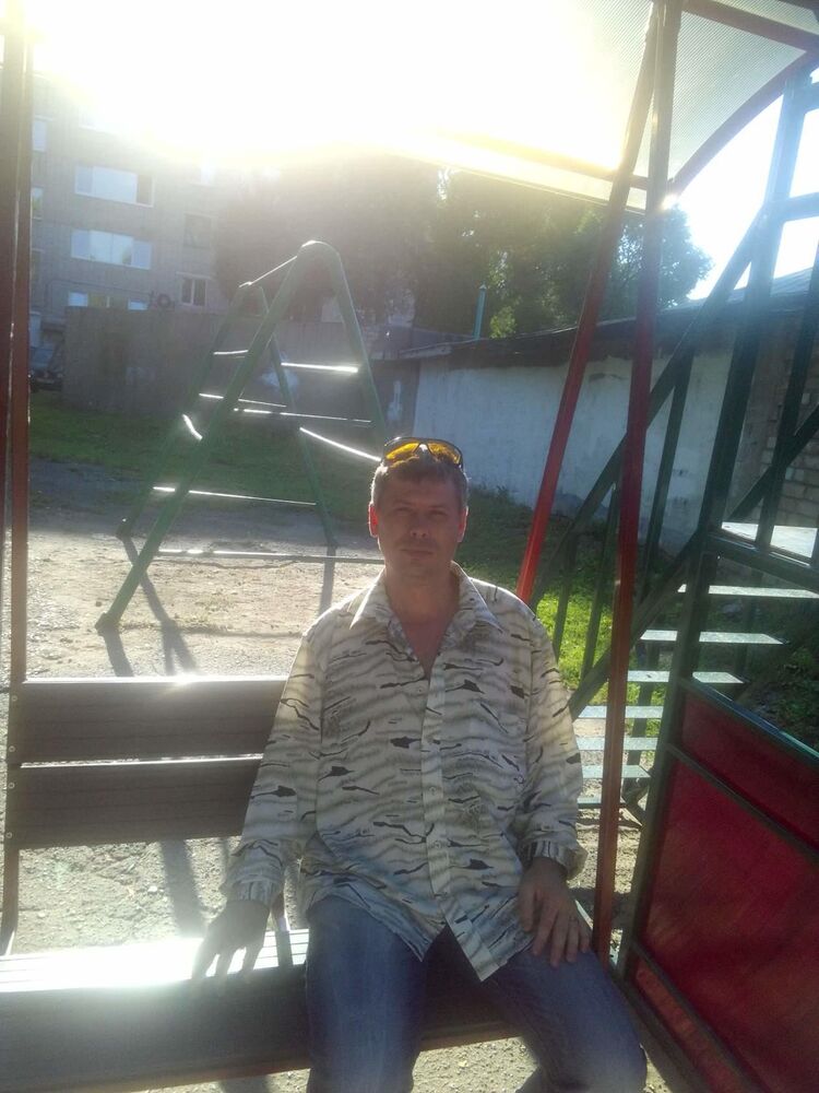  50223015  Roman, 46 ,    