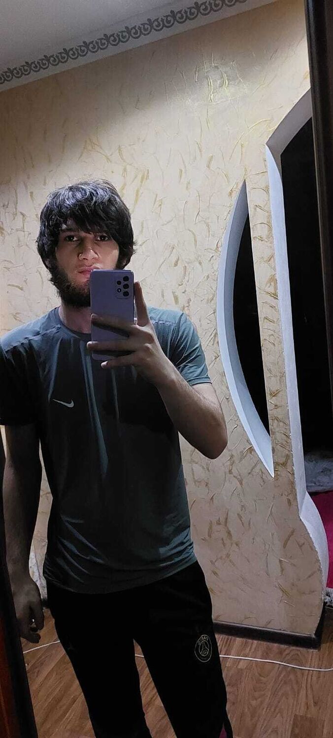  26572705  Amirkhan, 23 ,    