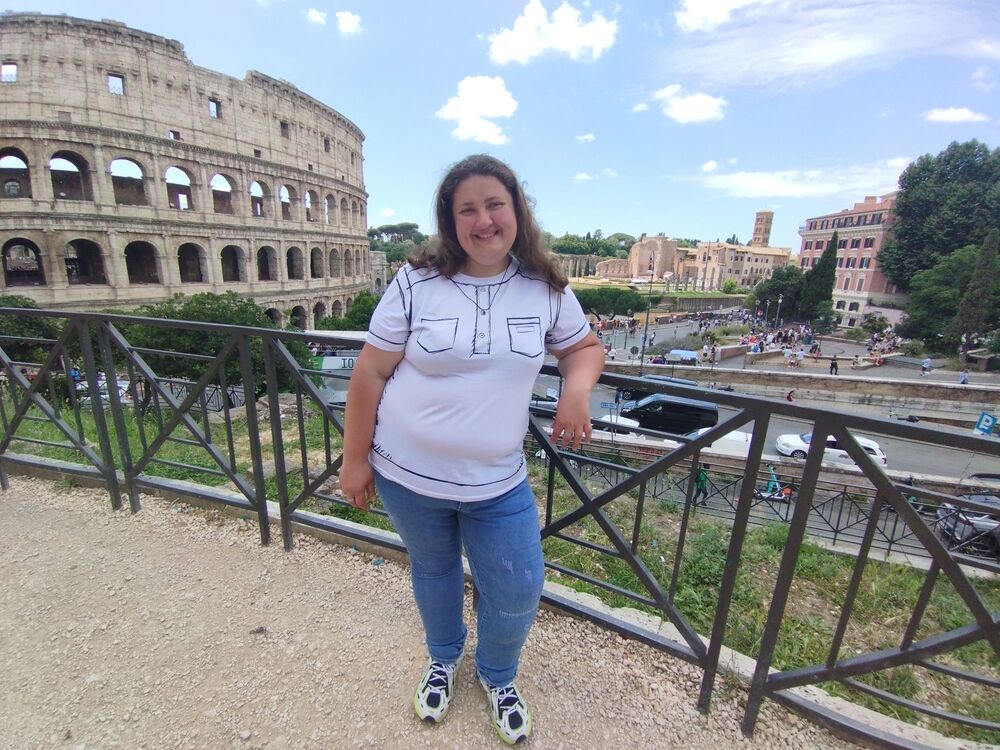  ,   Albina, 33 ,     , c 