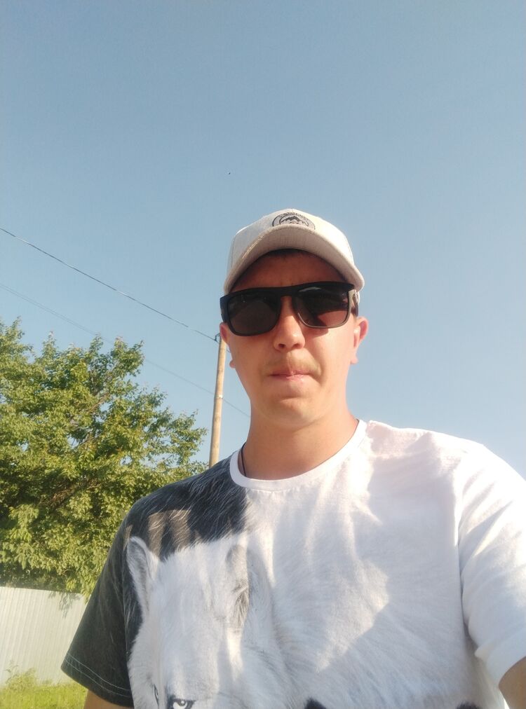  52885845  , 25 ,    -