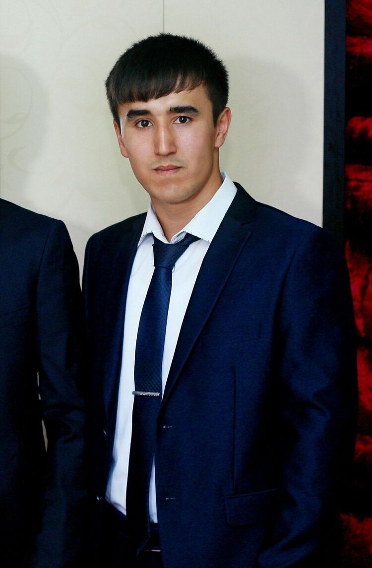  ,   Parviz, 30 ,     , c 