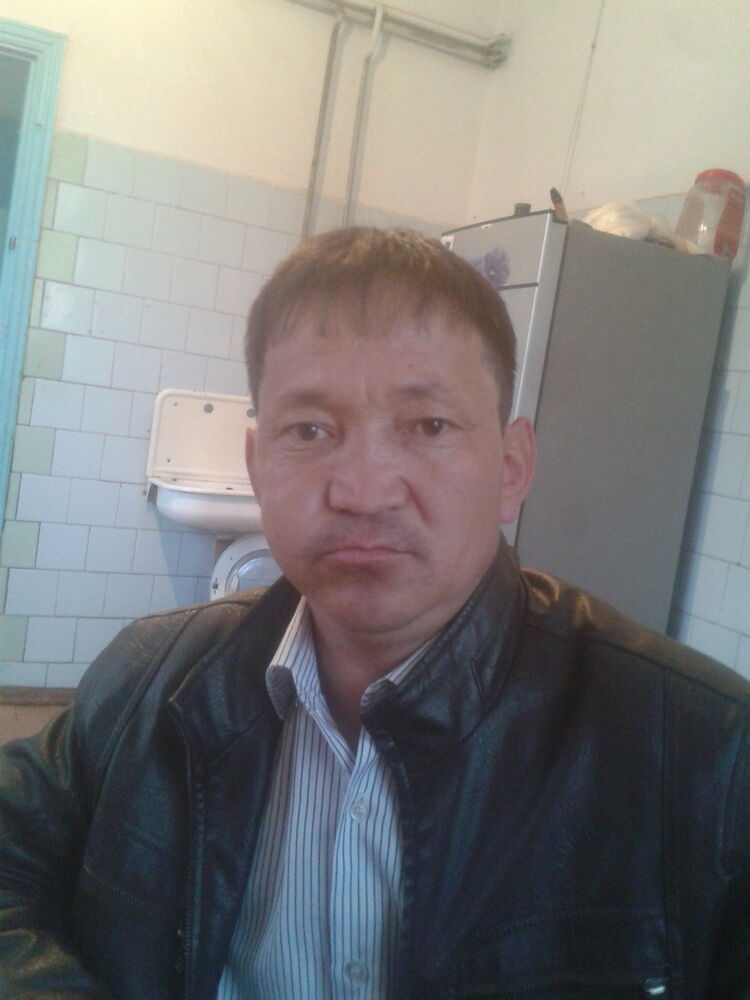  9359955  Melis, 47 ,    