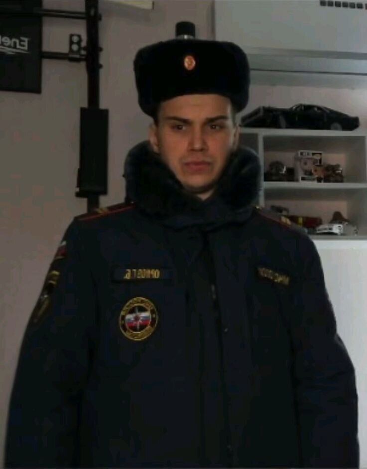  53910415  Xeedo, 18 ,    