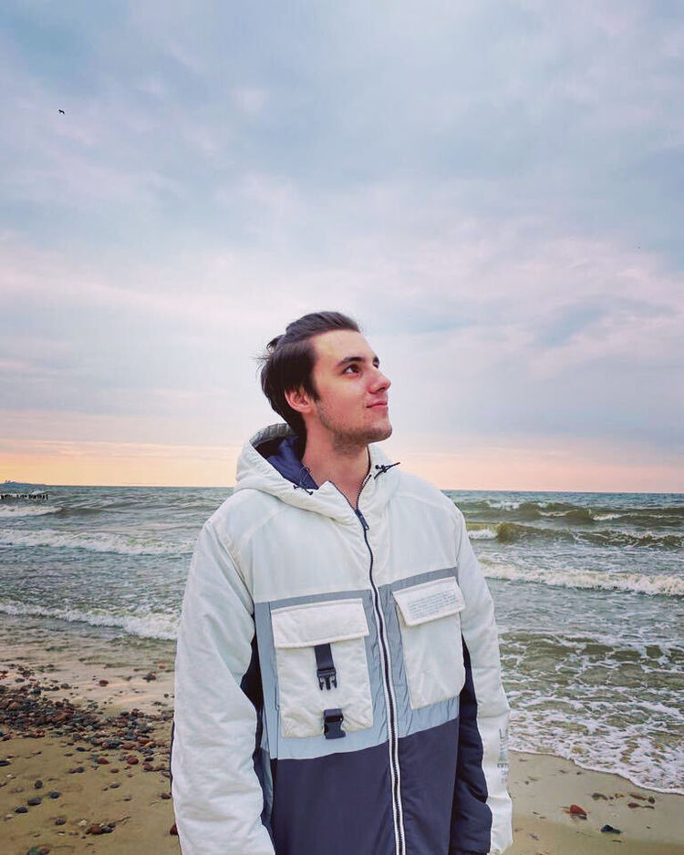  26113005  Valera, 22 ,    