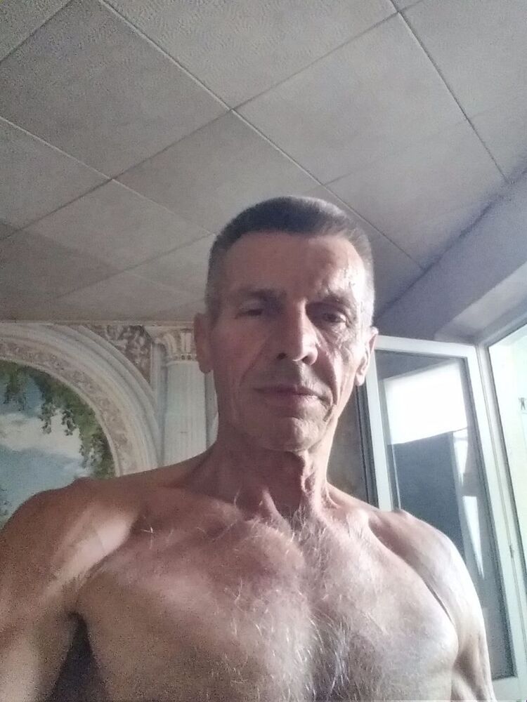  52889425  , 63 ,    