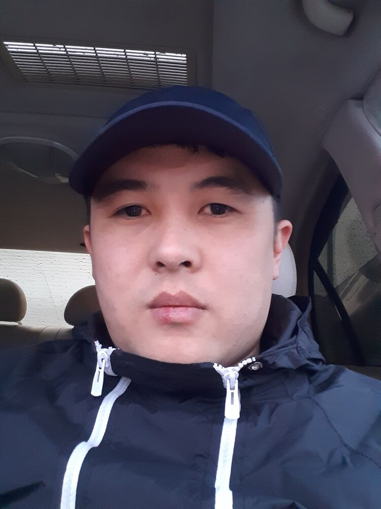  ,   Nurik, 33 ,  