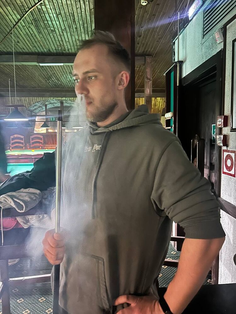  ,   Alexander, 25 ,   ,   