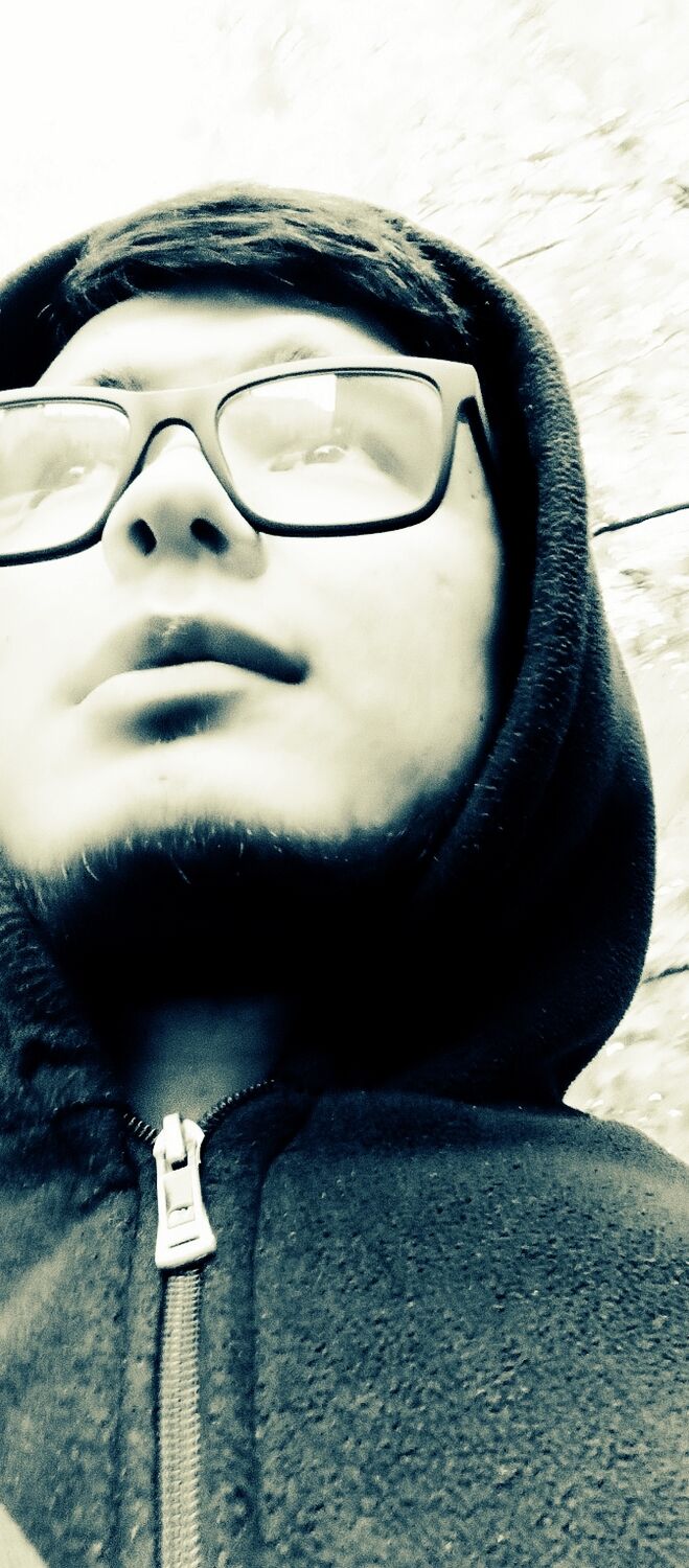  -,   Sarvar, 25 ,   ,   