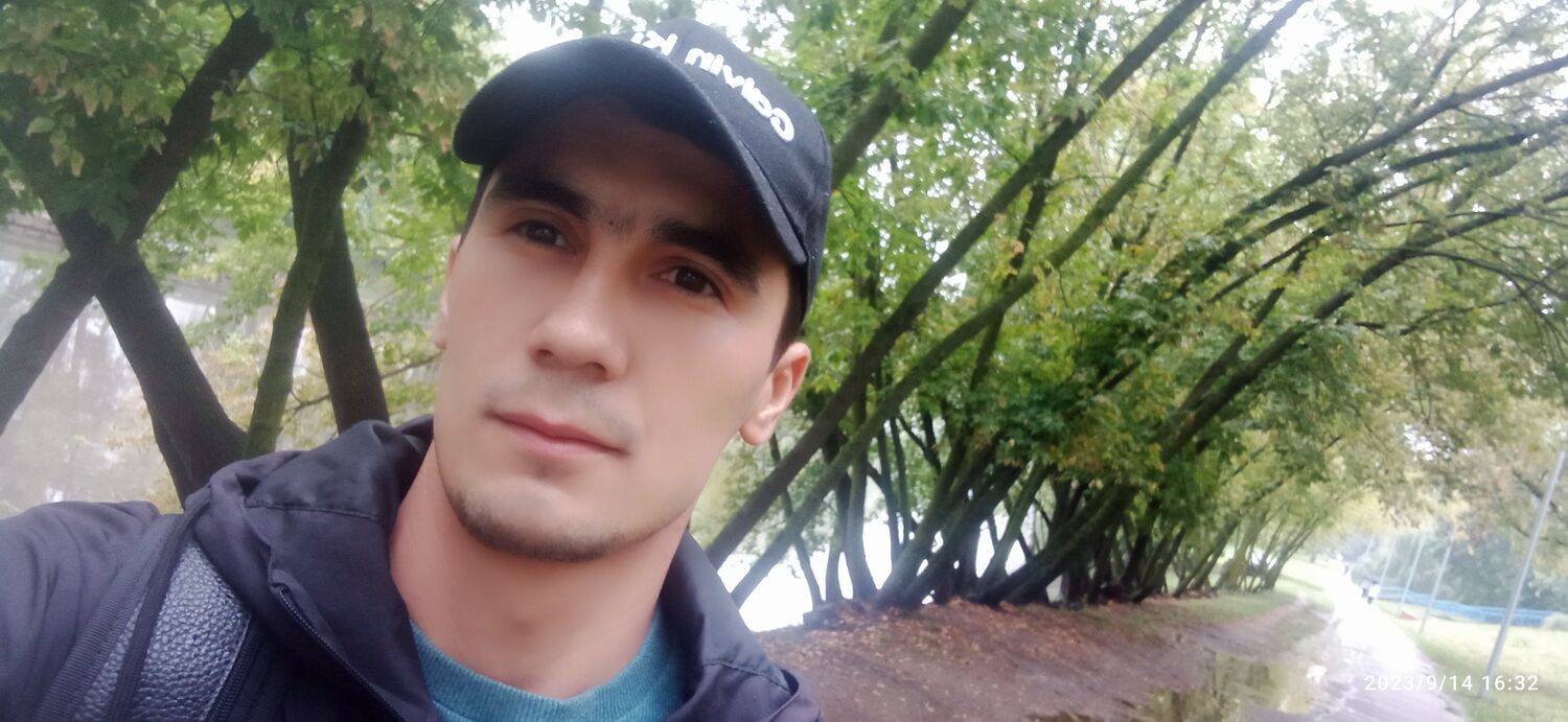  40384135  Eziz, 27 ,    