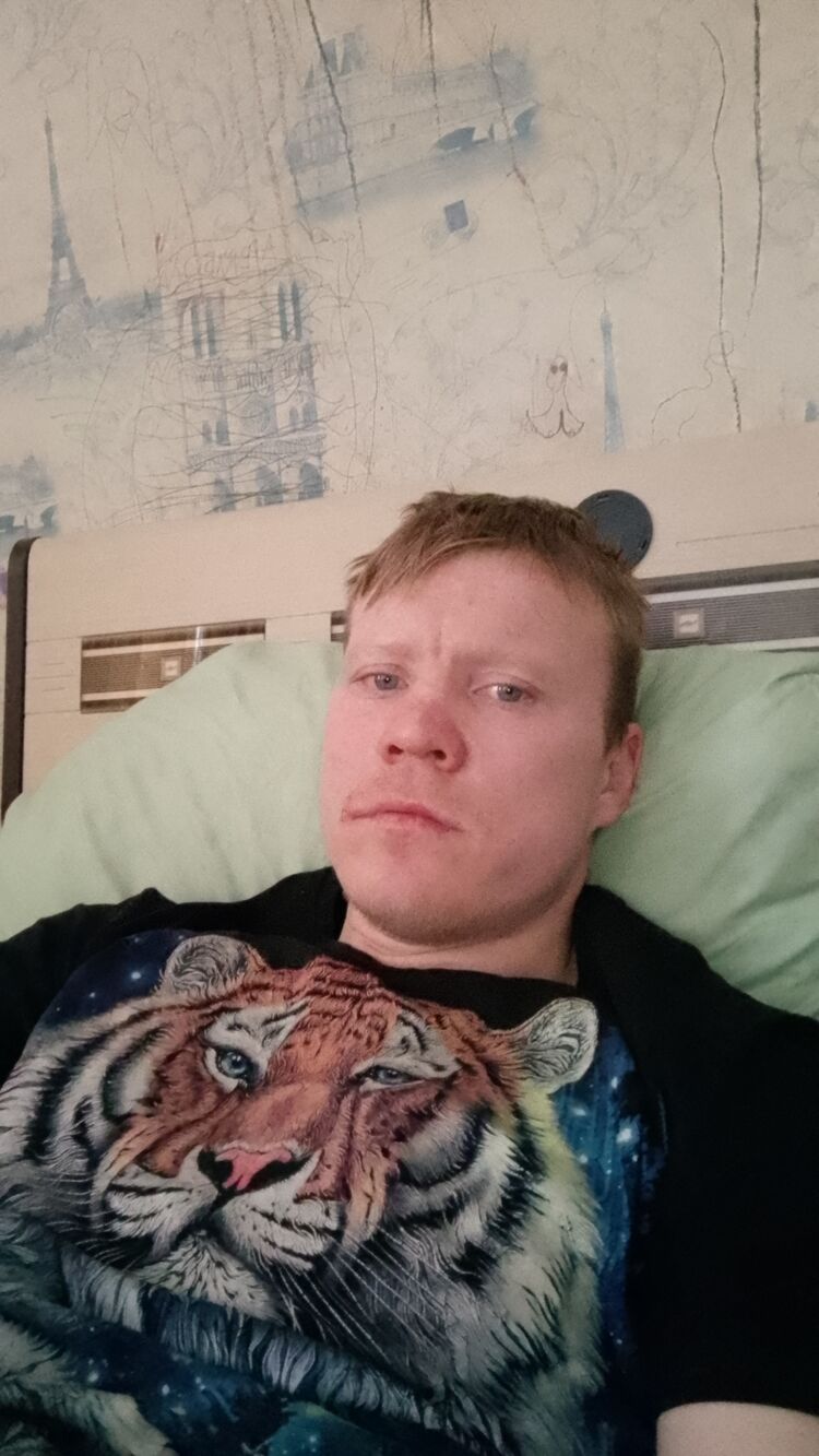  49638395  , 31 ,    