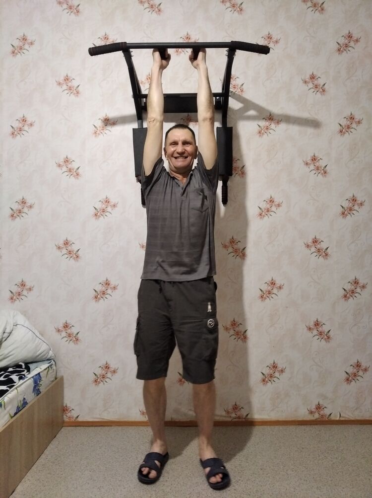  43915075  , 49 ,    
