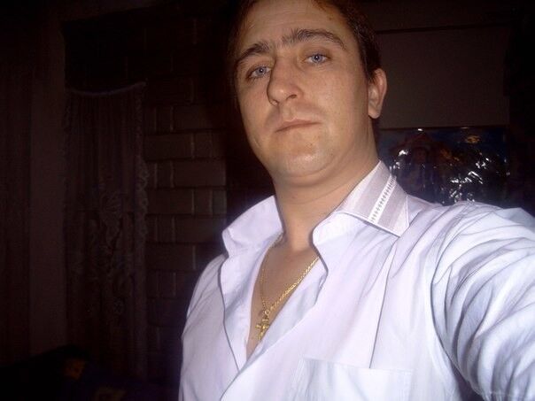  4392195  Danik, 45 ,    
