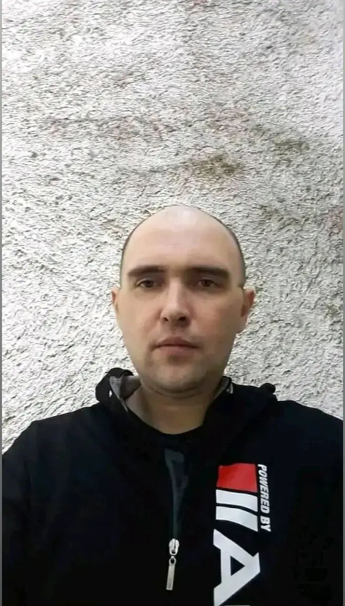  46023415  , 42 ,    