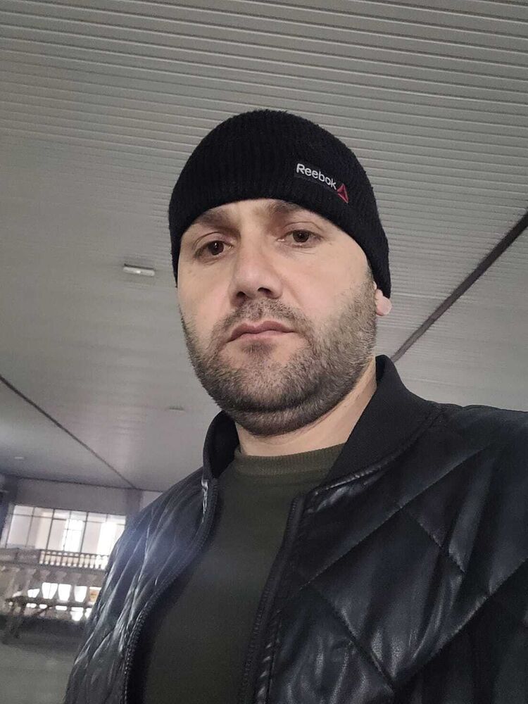  47558845  , 35 ,    
