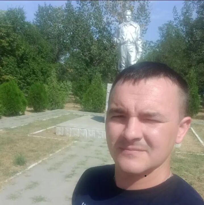  28448745  , 33 ,     