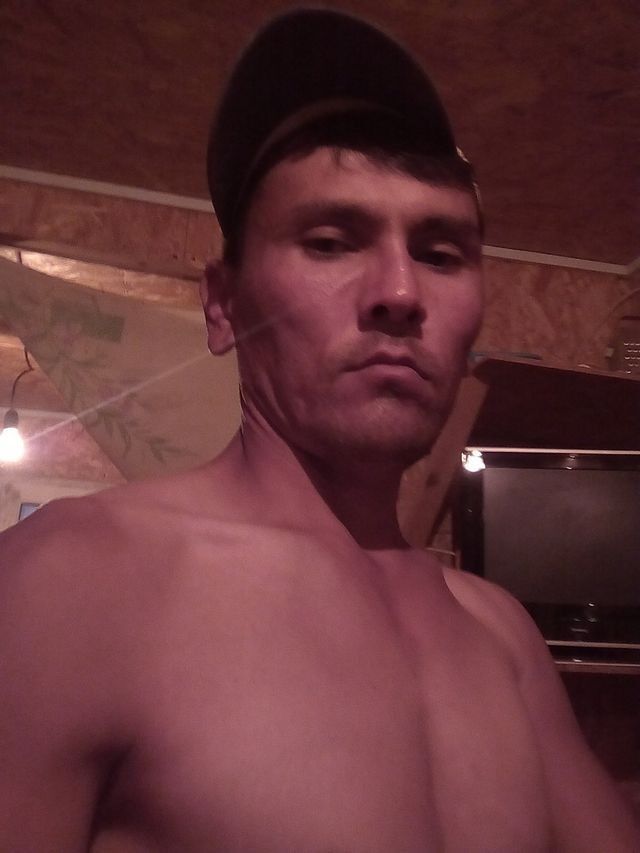  10394525  Alik, 37 ,    