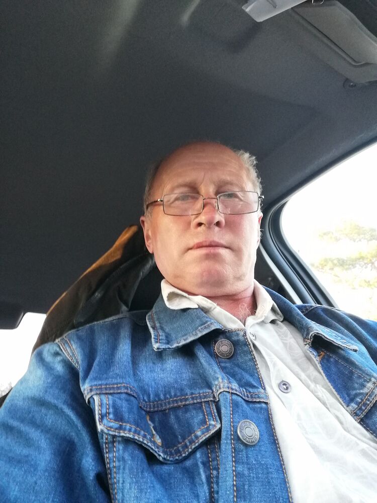  36503575  , 61 ,    