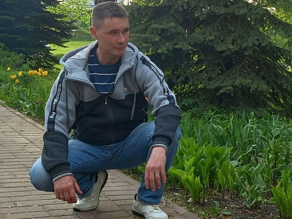  27402825  , 49 ,    