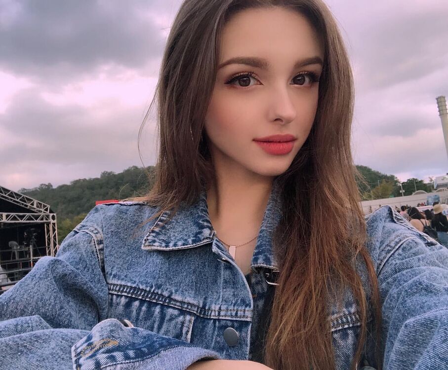  45589705  , 24 ,    